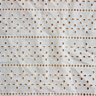 XE008 Factory Supply White Cotton Eyelet Lace Fabric Cutout