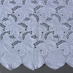 XE059 Bleach Eyelet Fabric Schiffli Cotton Lace Hollow Out