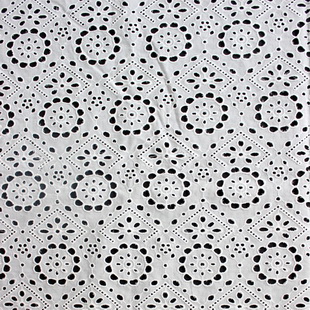 XE124 Embroidered Eyelet Cotton Lace Fabric White Sewing Eyelet Fabric