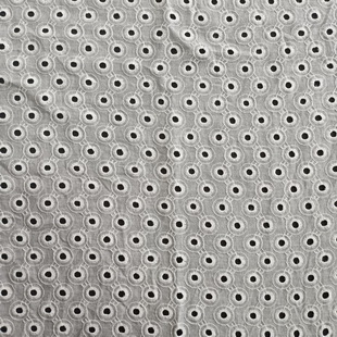 XE176 White Scalloped Cotton Broderie Anglaise Eyelet Fabric for Doll Dress