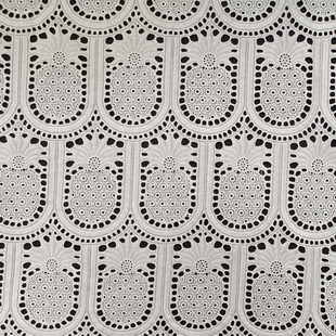 XE237 Breathable Cotton Schiffli Embroidery Fabric Eyelet Lace