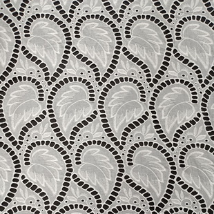 XE243 Light Schiffli Embroidery Cotton Fabric Eyelet Lace