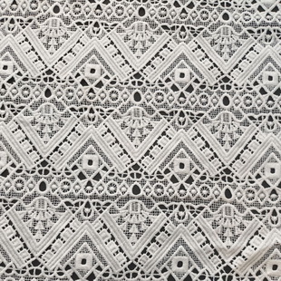 XS1732 Lace Fabric Flower Design Polyester Embroidery Fabric 