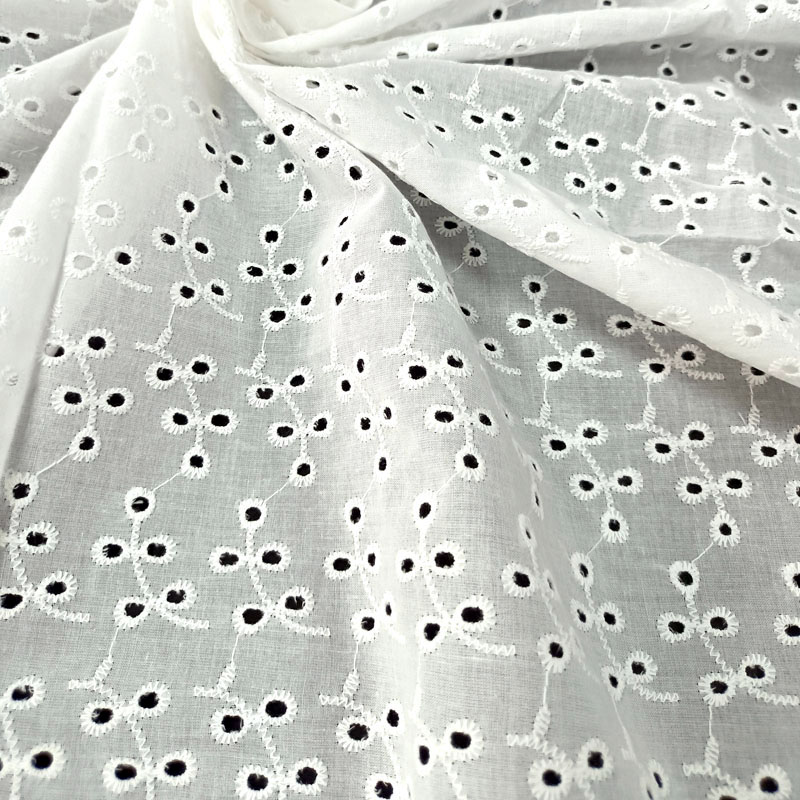 Cotton Eyelet Fabric Lace Embroidered For Resort Wear XE301