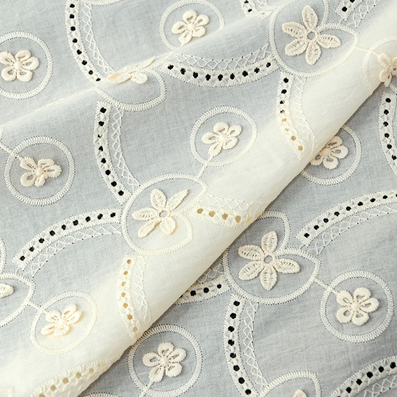 100% Cotton Embroidery Fabric White 3D Lace Fabric Leaf Hollowed Out Embroidered Fabric for Children Skirt XE311