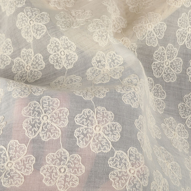 Wholesale Price Flower Lace Trim Cotton Tulle Embroidery Lace Fabric for Clothing XF6077