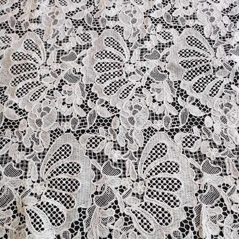 Eco-Friendly High Quality 100% Polyester Crocheted Vintage White Corded Lace Fabric GXS1771