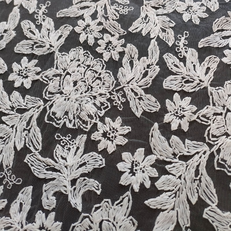 Premium Embroidered Lace Fabric – High-End White for Fashion Design XF6100