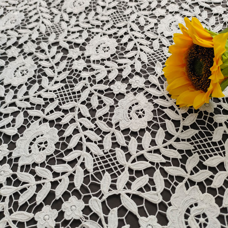 Premium Bridal Lace Fabric-Water-Soluble Embroidered Floral 100% Polyester for Custom Wedding Clothes and Bags XS1788