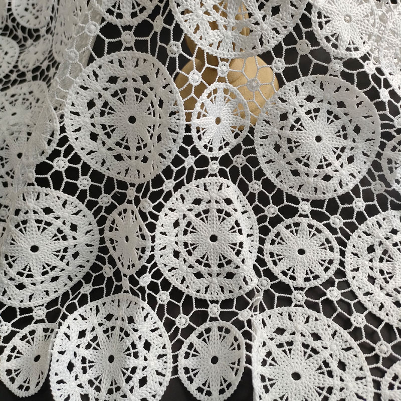 Indian Round Flower Hollow Guipure Water-Soluble Lace Fabric for Dresses XS1797