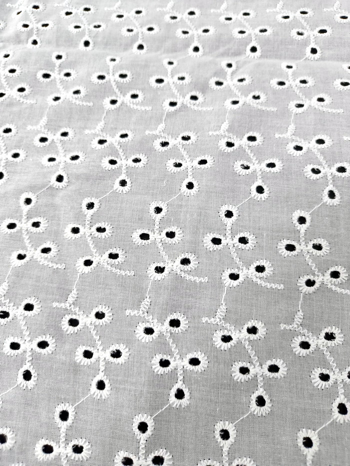 eyelet fabric