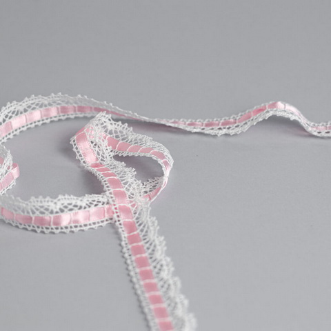 ribbon pass lace